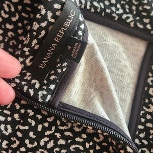 Banana Republic Black and White Patterned Garment